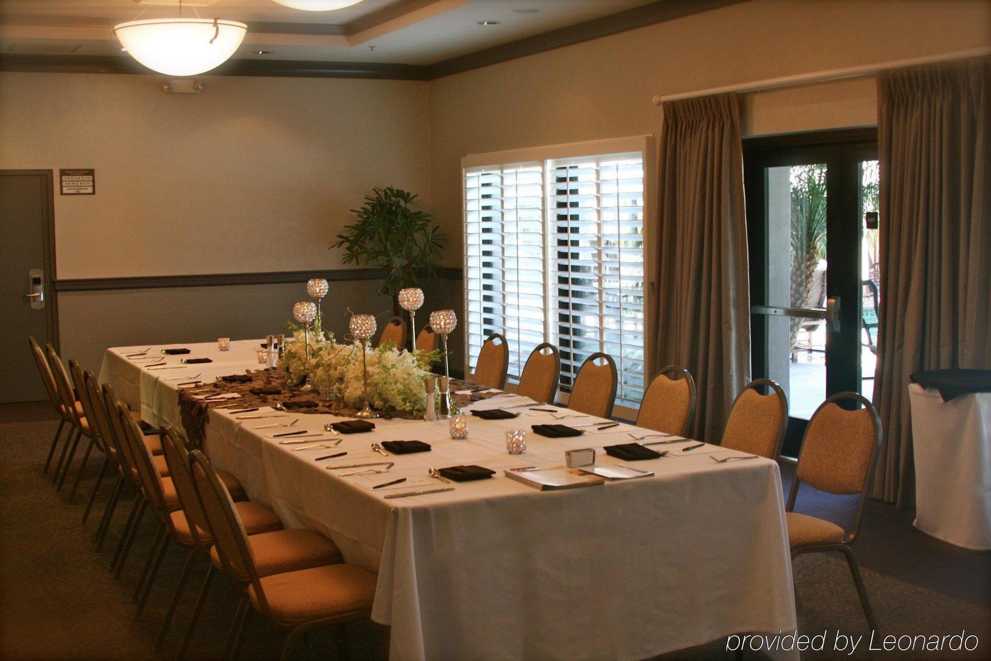 Crowne Plaza Costa Mesa Orange County By Ihg Hotel Exterior foto