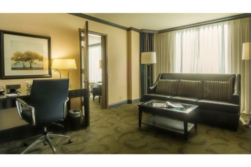 Crowne Plaza Costa Mesa Orange County By Ihg Hotel Exterior foto
